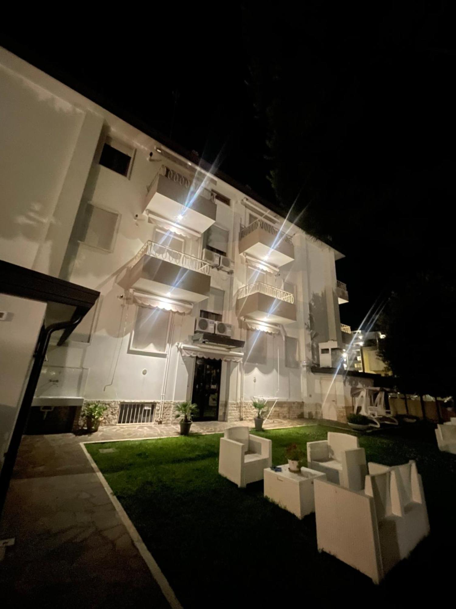 Palazzina Del Sole Villa Sottomarina Exterior foto